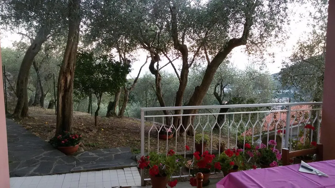 Casa Chicca Villa Leivi Holiday home